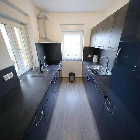Pejanovic Apartment *
