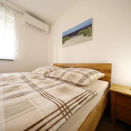 Apartment Pejanovic Vir